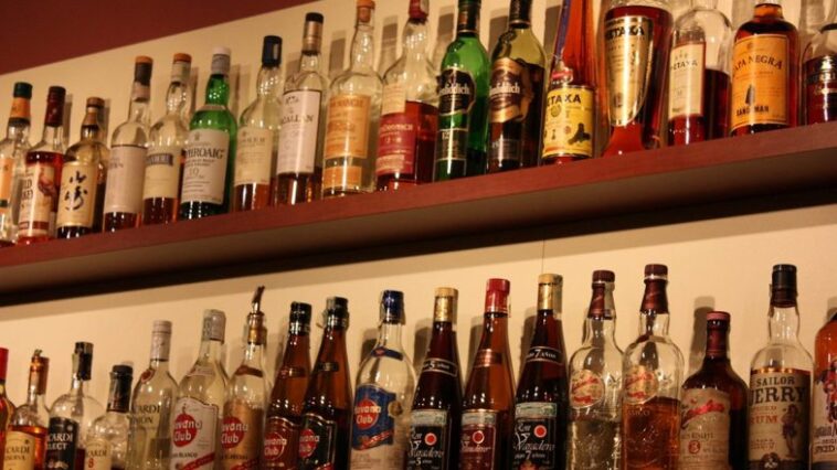 Dry Day Today on November 4 for Dev Uthani Ekadashi 2022: Alcohol Will Not Be Served in Pubs, Liquor Outlets, Booze Bars and Resorts on Prabodhini Ekadashi in India