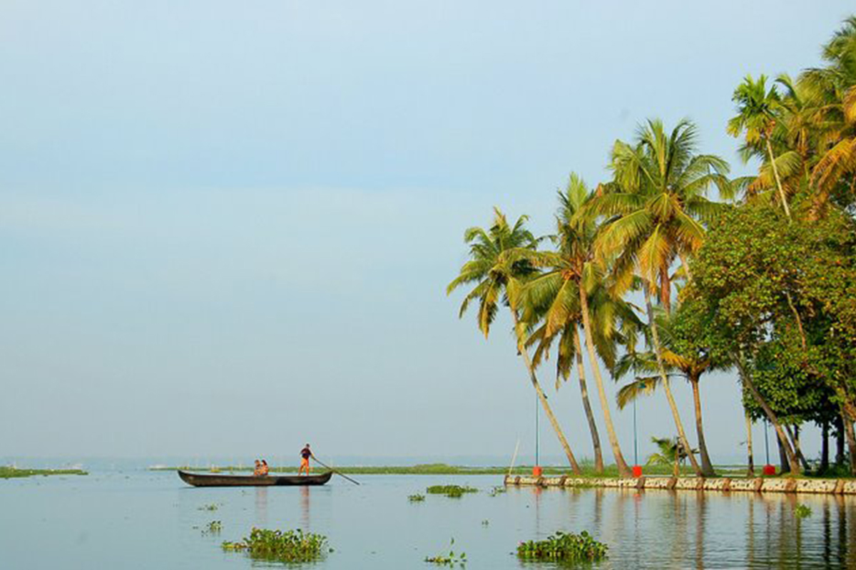 Happy Kerala Day 2022! From Alleppey to Munnar, Popular Travel Destinations in Kerala That Are a Must Explore (View Pics) - OKEEDA