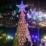 Christmas 2022 Celebrations in West Bengal: 30-Feet Tall Xmas Tree Adds to Year-End Glitter of Park Street in Kolkata - OKEEDA